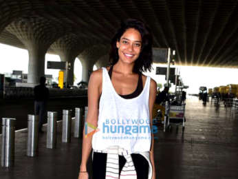Lisa Haydon, Hansika Motwani and others snapped at the airport
