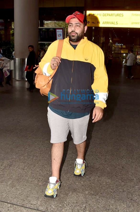nagarjuna aditi rao hydari krystle dsouza and others snapped at the airport 5