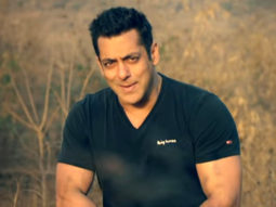 Notebook: Main Taare Full Video | Salman Khan | Pranutan Bahl | Zaheer Iqbal