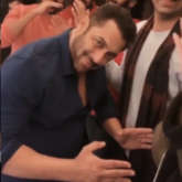 Salman Khan, Bobby Deol, Riteish Deshmukh celebrate CCL T10 win with impromptu dance and music session