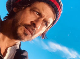Shah Rukh Khan proves yet again that he is the wittiest of them all with this amazing pun
