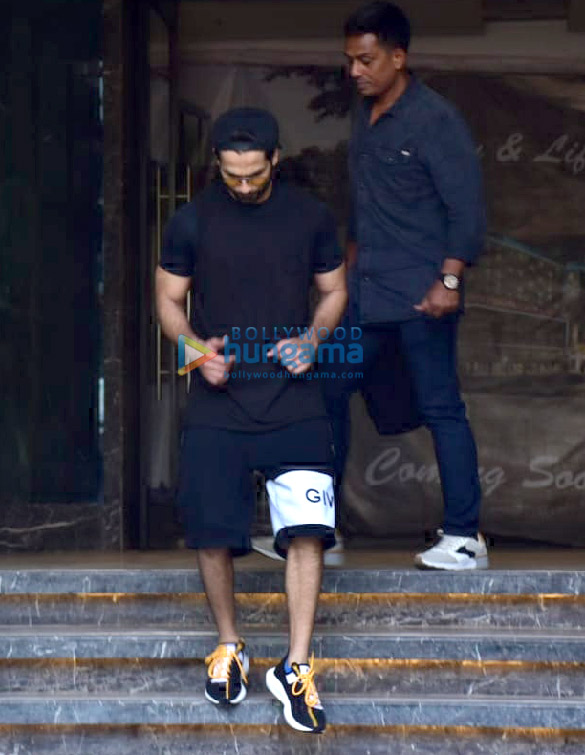 shahid kapoor spotted at gym in juhu 5