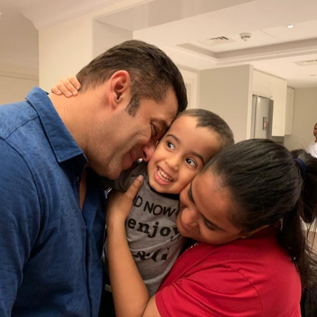 This moment between Salman Khan, nephew Ahil Sharma and sister Arpita Khan Sharma is too PRECIOUS
