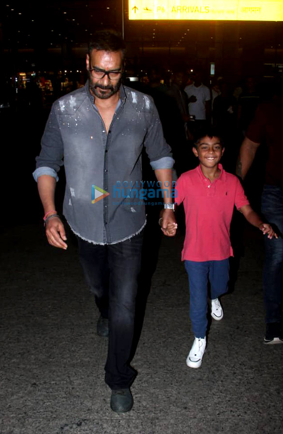 alia bhatt hrithik roshan ajay devgn and others snapped at the airport 5