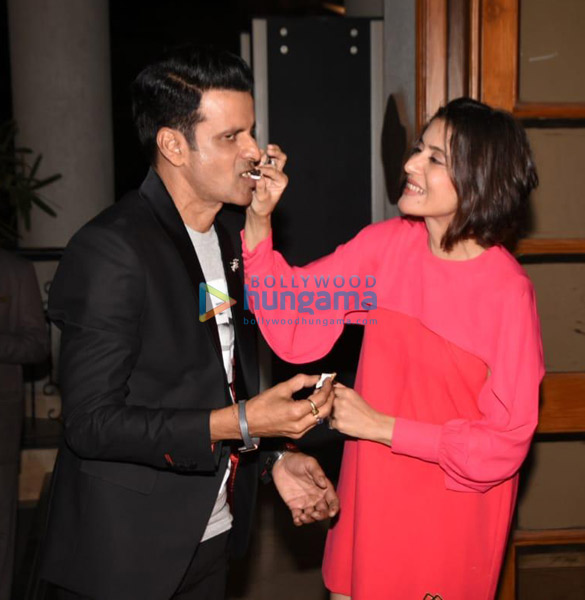 celebs grace manoj bajpayees birthday bash 2