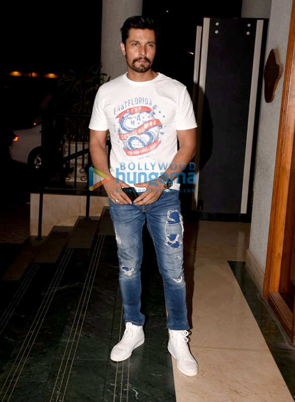 celebs grace manoj bajpayees birthday bash 8