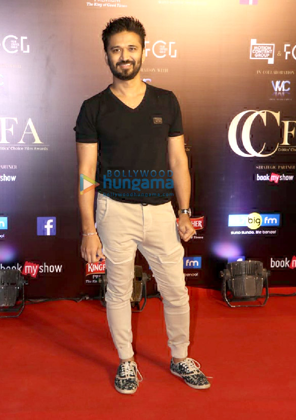 celebs grace the critics choice film awards 26