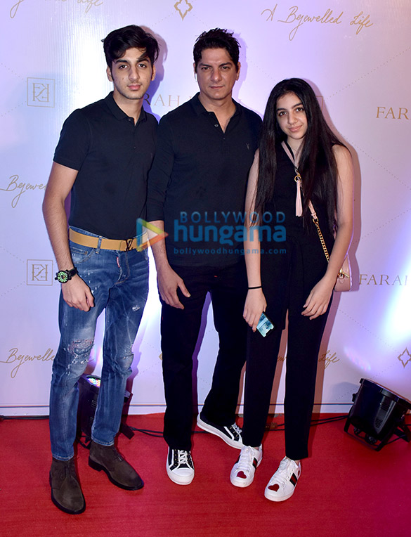celebs grace the launch of farah khan alis book a bejewelled life 15