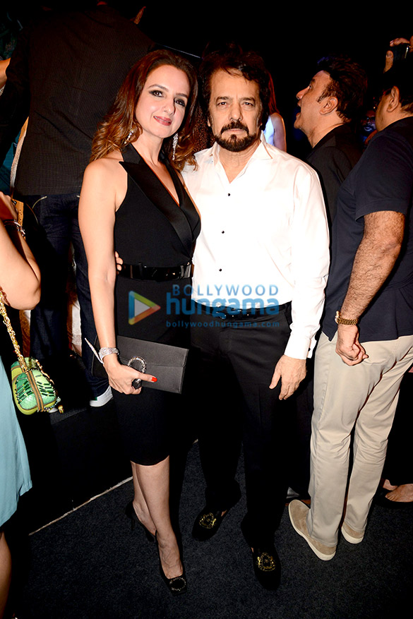 celebs grace the launch of farah khan alis book a bejewelled life 27