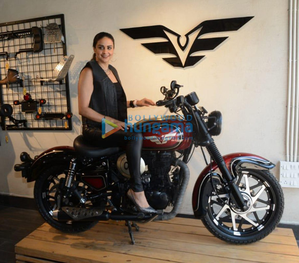 celebs grace the store launch of vardenchi lifestyle garage in mumbai 3