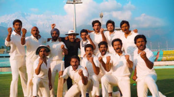 Countdown for the biggest sports film ever begins, Ranveer Singh poses with team ’83