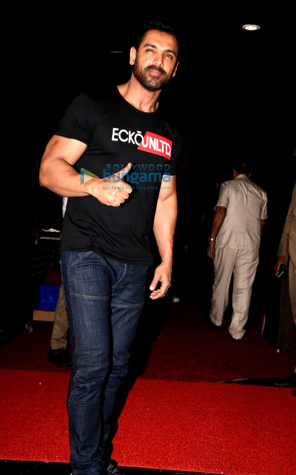john abraham and others grace the special screening of romeo akbar walter 4