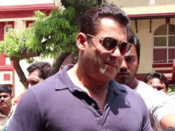 MUST WATCH: Salman Khan VOTES for Lok Sabha Elections 2019 at Mount Mary, Bandra