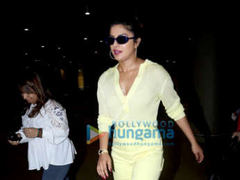 Priyanka Chopra Jonas, Pooja Chopra and others snapped at the airport