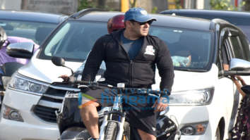 Salman Khan snapped riding his cycle