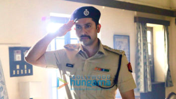 Movie Stills Of The Movie Setters