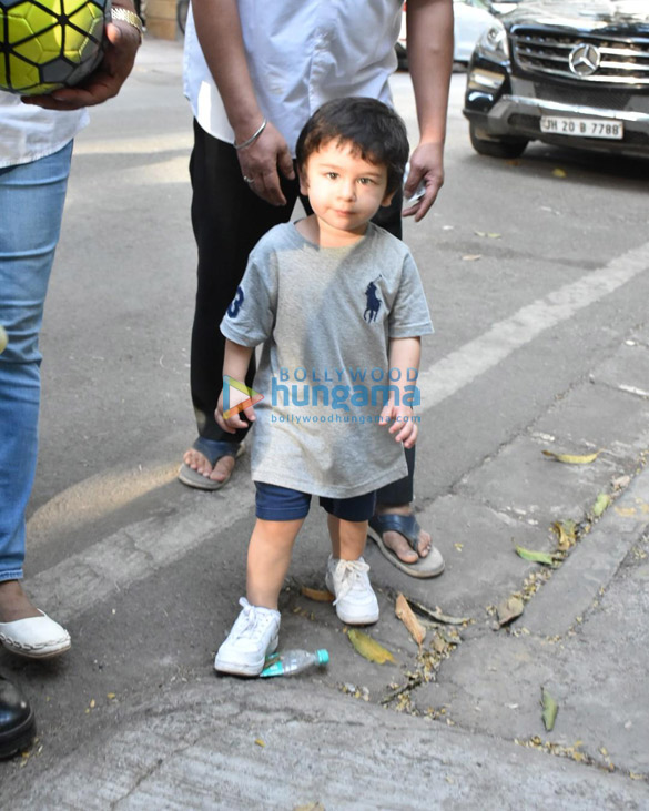 taimur ali khan snapped in bandra 3 18