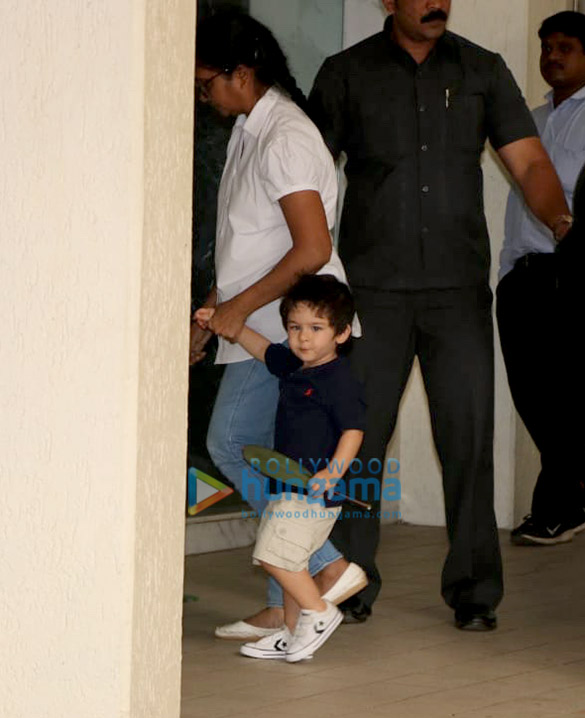taimur ali khan spotted in bandra 3 14