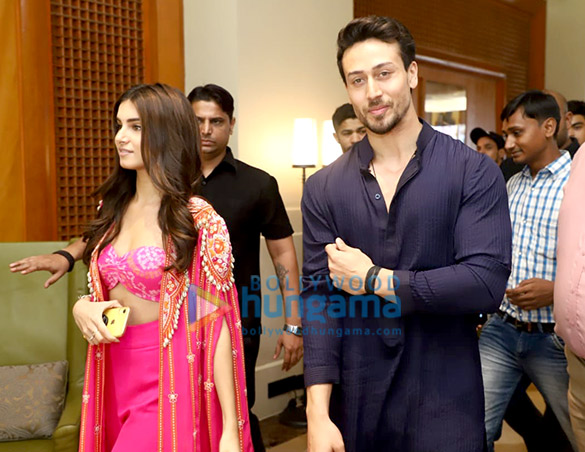 tiger shroff tara sutaria ananya pandey and punit malhotra grace the launch of the track mumbai dilli di kudiya from student of the year 2 9