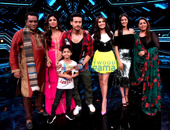 tiger shroff tara sutaria ananya pandey and others snapped promoting student of the year 2 on the sets of super dancer chapter 3 1