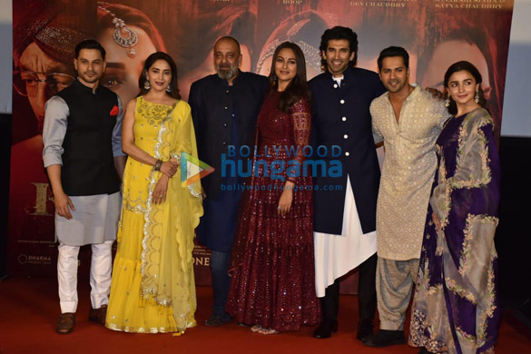 Varun Dhawan, Alia Bhatt, Sanjay Dutt, Madhuri Dixit and others grace the trailer launch of the film Kalank