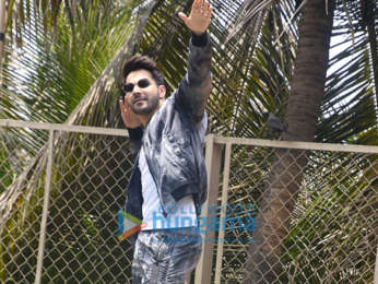 Varun Dhawan graces the launch of Lux Cozi Scented vests