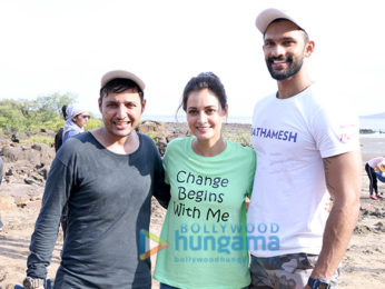 Afroz Shah and Dia Mirza snapped participating in a beach cleaning drive