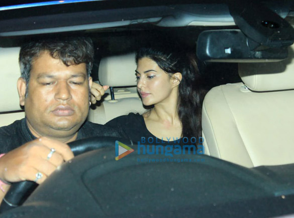 jacqueline fernandez snapped at mukesh chhabras office in juhu 4