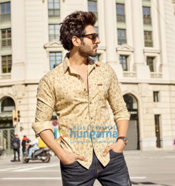 Celebrity Photos of Kartik Aaryan