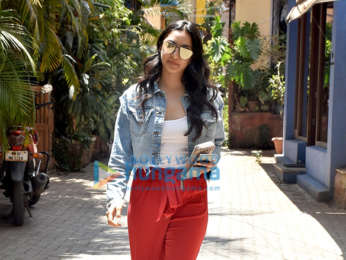 Kiara Advani snapped in Khar