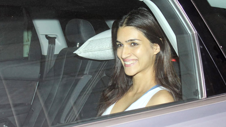 Kriti Sanon spotted at Sunny Super Sound in Juhu