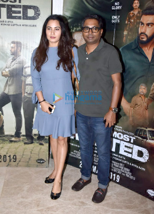 photos arjun kapoor rajkumar gupta and taapsee pannu grace the special screening of indias most wanted 3