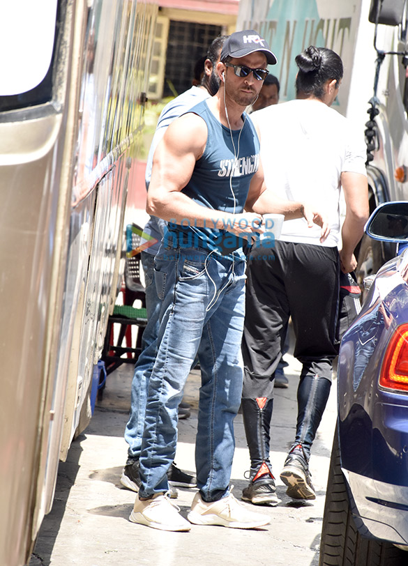 photos hrithik roshan spotted shooting for an ad in bandra 2