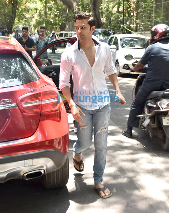 Photos Rakesh Roshan, John Abraham and Vatsal Sheth at Ajay Devgn’s
