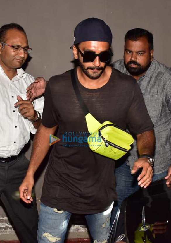 photos ranveer singh and kapil dev snapped at the airport 1