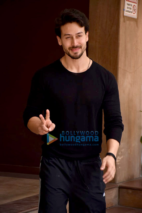 photos tiger shroff spotted at the kwan office in andheri 3