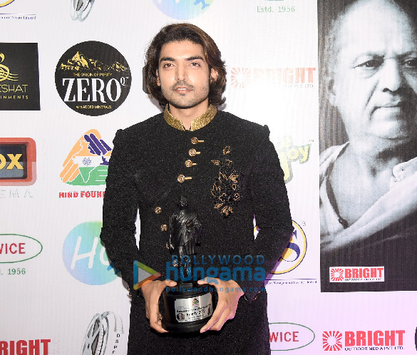ranvir shorey ravi dubey rakhi sawant gurmeet chaudhary and others grace dadasaheb phalke film foundation awards 2019 4