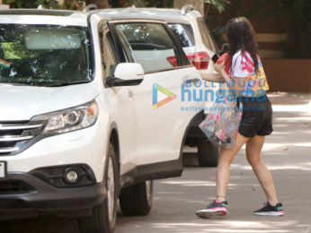 Sara Ali Khan snapped at the gym in Khar