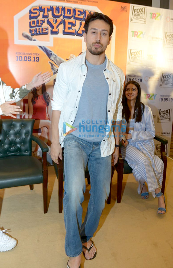 tiger shroff tara sutaria and ananya panday grace the press conference of student of the year 2 5