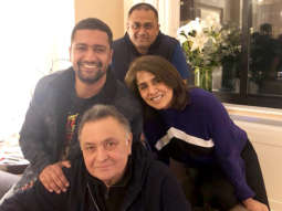 Vicky Kaushal meets Sanju co-star Ranbir Kapoor’s parents Rishi Kapoor and Neetu Kapoor in New York