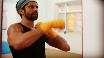 WATCH: Farhan Akhtar gets into his sporty avatar while training for Toofan