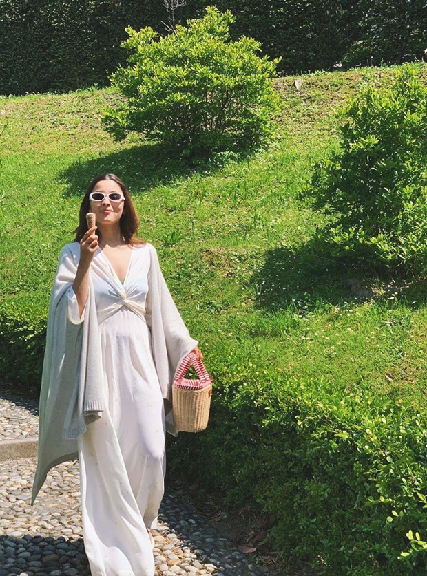 Alia Bhatt has a companion as she takes a stroll in Switzerland and it is NOT Ranbir Kapoor, it is an ice-cream! Alia Bhatt has a companion as she takes a stroll in Switzerland and it is NOT Ranbir Kapoor, it is an ice-cream!