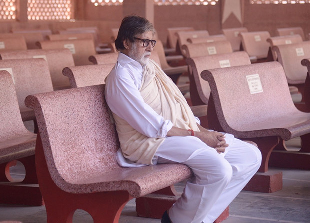 Amitabh Bachchan pens a heartfelt post after the demise of his secretary Sheetal Jain
