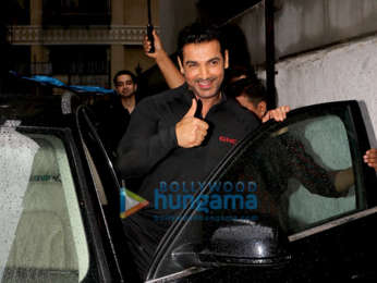 Photos: John Abraham snapped in Khar