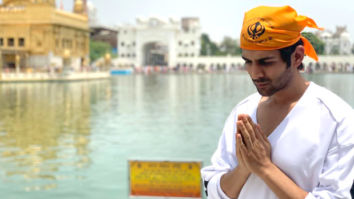 PHOTO ALERT: Kartik Aaryan seeks blessings at Golden Temple