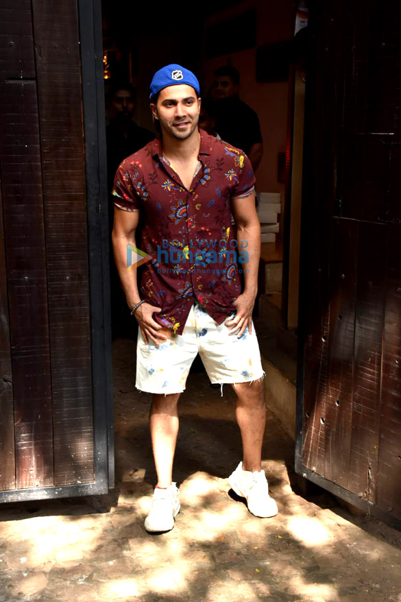 photos arjun kapoor malaika arora and others attend sonam kapoor ahujas birthday party 3