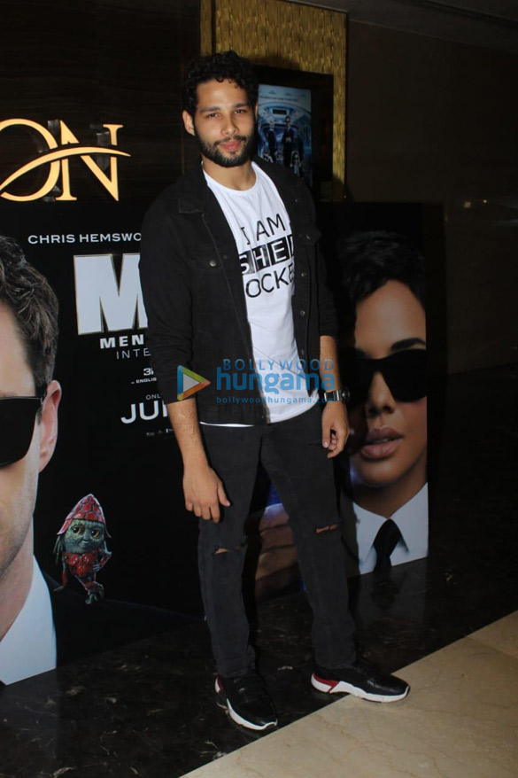 photos celebs snapped at the special screening of men in black international 8