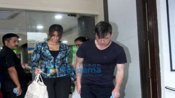 Photos: Ileana D’Cruz snapped with Andrew Kneebone in Bandra