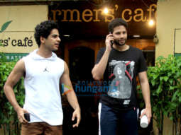 Photos: Ishaan Khatter and Siddhant Chaturvedi spotted at Farmers’ Cafe in Bandra Photos: Ishaan Khatter and Siddhant Chaturvedi spotted at Farmers’ Cafe in Bandra