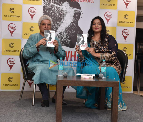 Photos: Javed Akhtar graces the book launch of ‘So What’